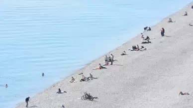 Antalya'da sahillerinde yoğunluk