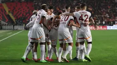 Galatasaray'da 4 futbolcu cezalı duruma düştü