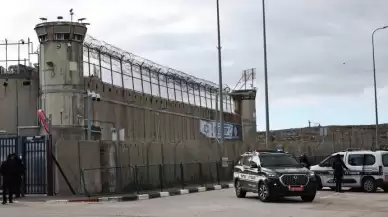 İsrail güçleri Ofer Hapishanesi'ne baskın düzenledi