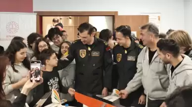 SOLOTÜRK pilotları gençlerle buluştu