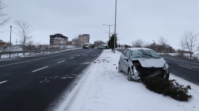 Nevşehir'de feci kaza: 6 araba birbirine girdi