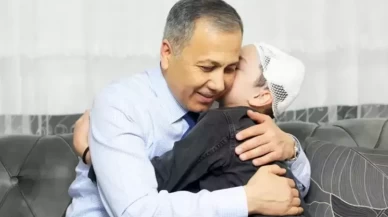 Bakan Ali Yerlikaya’dan küçük Tunahan’a ziyaret