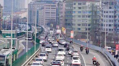 İstanbul'da akşam saatlerinde trafik yoğunluğu yüzde 80'e ulaştı