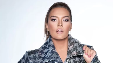 Demet Akalın’ın annesi kaza geçirdi! Ünlü şarkıcıdan endişelendiren paylaşım