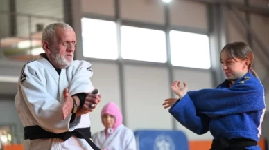 Düzceli yaşlı çift, torunları için judoya başladı
