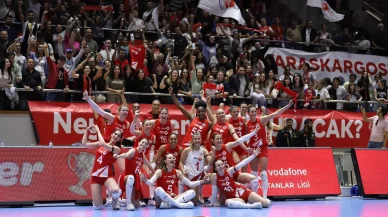 Aras Kargo Kadın Voleybol Takımı, Sultanlar Ligi'ndeki yerini sağlamlaştırdı