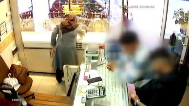 Adana’da kuyumcu soygunu güvenlik kameralarına yansıdı