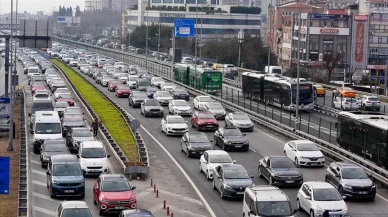 Haftanın ilk iş günü İstanbul'da trafik kabusu
