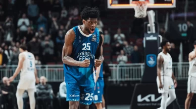 Anadolu Efes, Maccabi Tel Aviv'i devirdi!