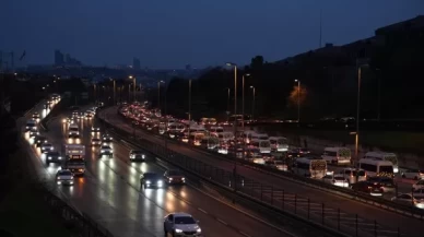 İstanbul'da haftanın ilk iş gününde trafikte yoğunluğu