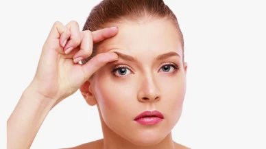 Evde botoks etkisi veren kaş kaldırma yöntemi!