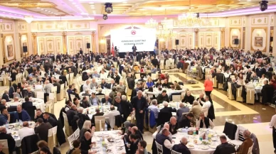 Türk üniversitelerinden mezun Kosovalılar iftarda buluştu