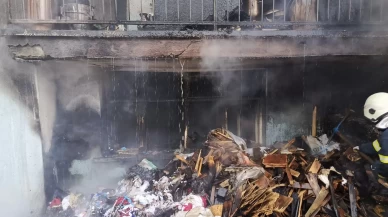 Isparta'da 2 katlı evde yangın çıktı