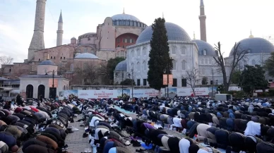 İstanbul'daki camiler bayram namazı dolayısıyla doldu taştı