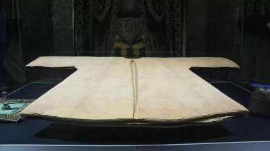 Hırka-i Şerif ziyarete açıldı