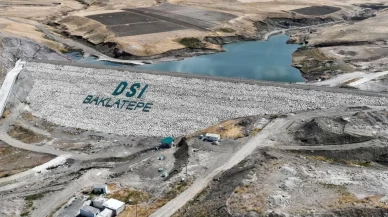 Yapımı tamamlanan yer altı barajı ve göletlerle binlerce hektar arazi suya kavuştu