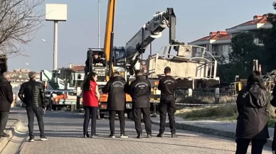 Bahçelievler’de vinç sepetinden düşen 4 işçi yaralandı