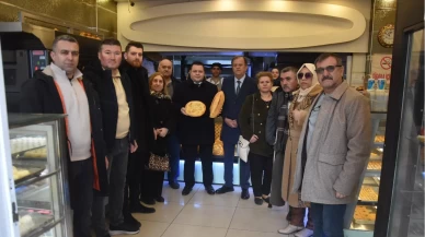 MHP Lideri Bahçeli'nin öncülüğünde başlatılan ''Askıda Dokuz Gülek Buğday'' projesi Manisa'da devam ediyor