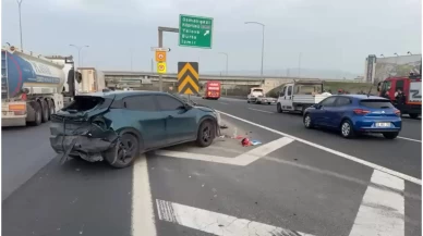 Osmangazi Köprüsü yolunda 2 cip çarpıştı: 1 yaralı