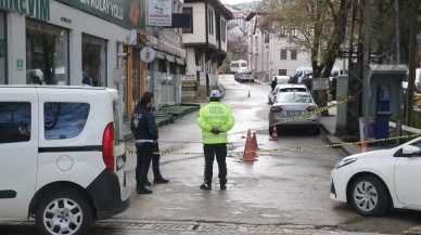 Kastamonu'da, apartmanda el bombası bulundu