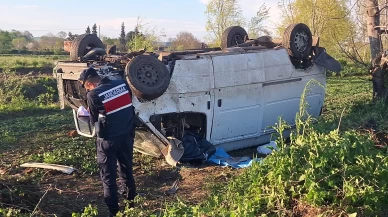 Samsun'da bahçeye devrilen minibüsteki 1 kişi öldü, 2 kişi yaralandı
