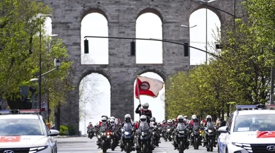 İstanbul Emniyeti, Türk Polis Teşkilatı'nın 180. yılında kortej düzenledi