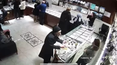Müşteri gibi girdiği kuyumcudan 560 bin liralık bilezikleri alıp kaçtı