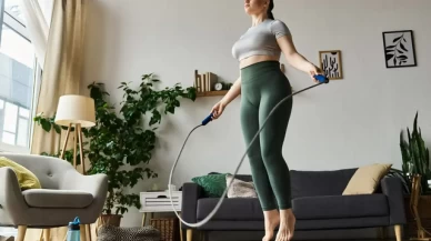 Evde Yapılabilecek Etkili Egzersizler: Pratik ve Zaman Tasarrufu Sağlayan Hareketler