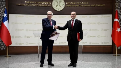 Bakan Şimşek, Şili Bakanı Klaveren ile iş birliği protokolü imzaladı