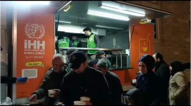 İHH'den İstanbul'da 2 bin kişiye sıcak çorba ikramı