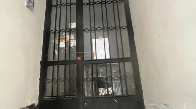 Fatih'te 3 riskli bina boşaltılıp mühürlendi