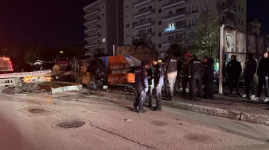 Bursa'da araç, aydınlatma direğine çarptı: 1 ölü, 1 yaralı