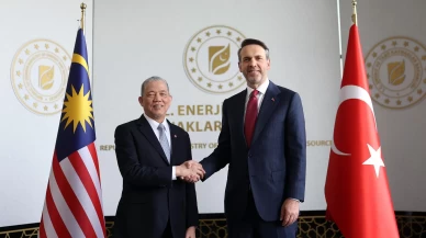 Bakan Bayraktar, Malezyalı mevkidaşı Yusof ile görüştü