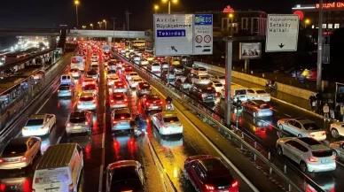 İstanbul’da trafik yoğunluğu yağmurun etkisiyle yüzde 74'e yükseldi