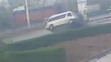 Bursa'da feci kaza: Dehşet anları kamerada!