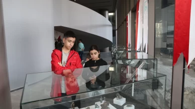 Zeugma Mozaik Müzesi'ndeki 51 eser Hatay'da sergilendi