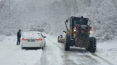 Amasya’da 63 köy yolu kardan kapandı