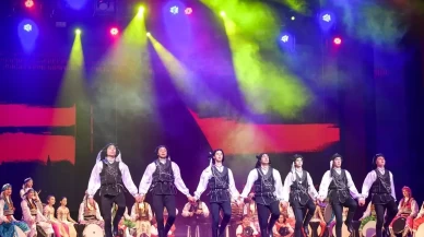 Kırgızistan 5. Uluslararası Çocuk Folklor Festivali başladı