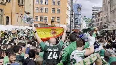 Real Betis taraftarları Wroclaw’ı yeşil-beyaza boyadı