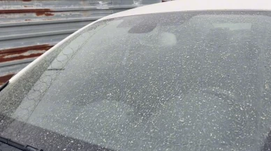 İstanbul’da sağanak yağışla beraber çamur yağdı