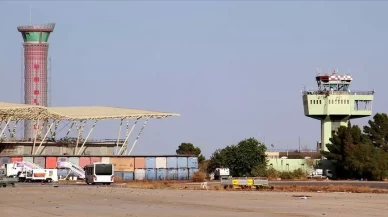 Libya'da uçak seferleri yeniden başladı