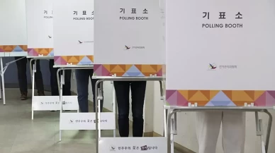 Güney Kore'de 3 Haziran'daki başkanlık seçimine erken oy verme sürecinde rekor katılım
