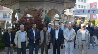 Hacı adayları dualarla kutsal topraklara uğurlandı