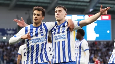 Brighton, şampiyon Liverpool'u devirdi