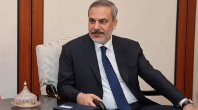 Bakan Fidan, Pakistanlı mevkidaşı Dar'la görüştü