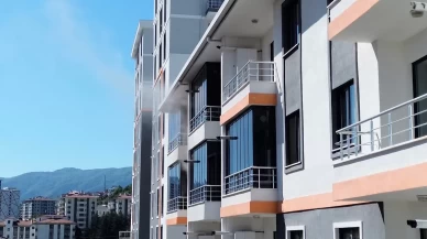 Düzce'de 6 katlı binadaki yangın söndürüldü