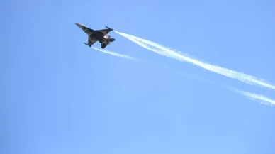 Elazığ'da SOLOTÜRK gösterisi nefes kesti