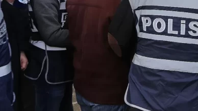 "Kırmızı bültenle aranan 7 suçlu Türkiye'ye getirildi"