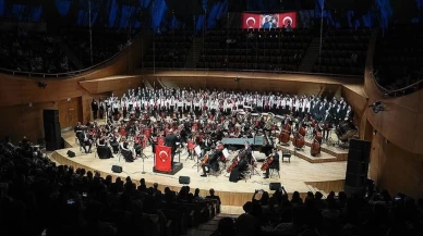 Cumhuriyet ruhu sahnelere taşınacak