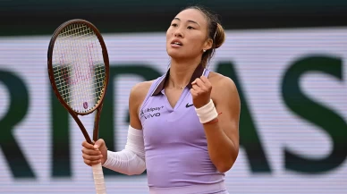 Fransa Açık'ta Paolini ve Zheng adını üçüncü tura yazdırdı